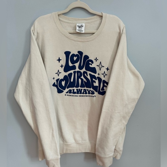Love Yourself Crewneck - Picture 1 of 4